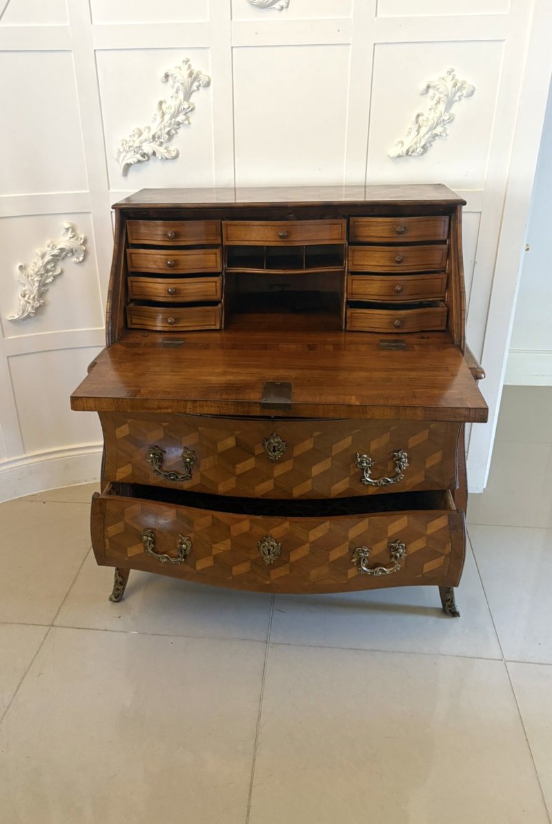 Outstanding Quality Antique 18th Century French Walnut Inlaid Parquetry Bombe Shaped Bureau - Image 5